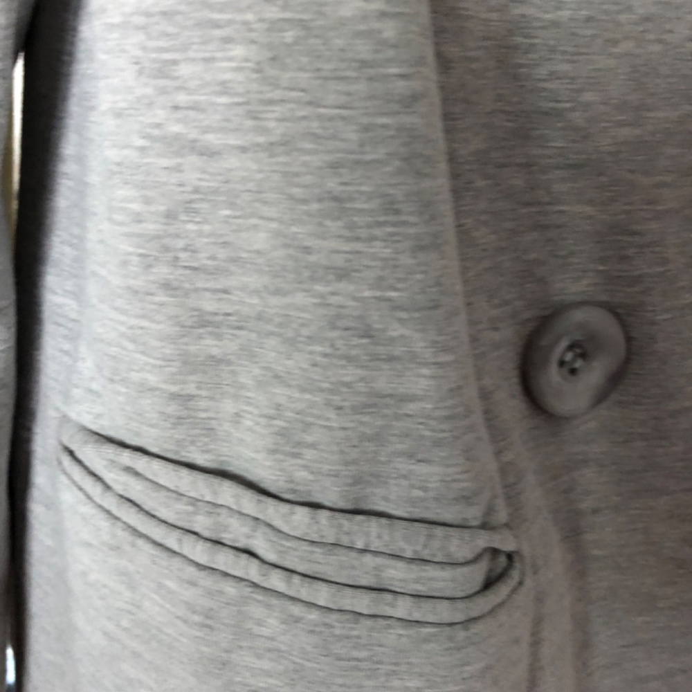 Blazer - Picture 9 of 9